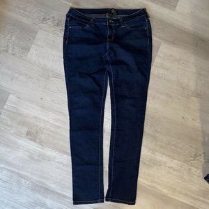 City Streets Low Rise Skinny Legs Blue Jeans11